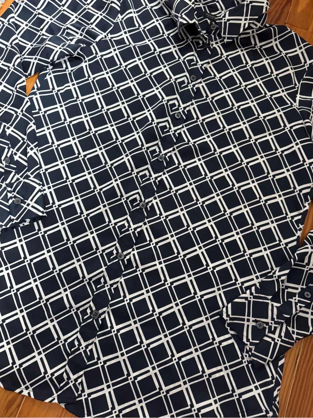Banana Republic Button-Down Geometric Blouse - Picture 2 of 6